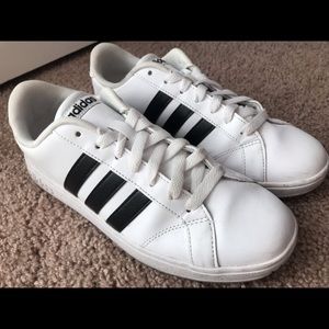 Adidas Sneakers